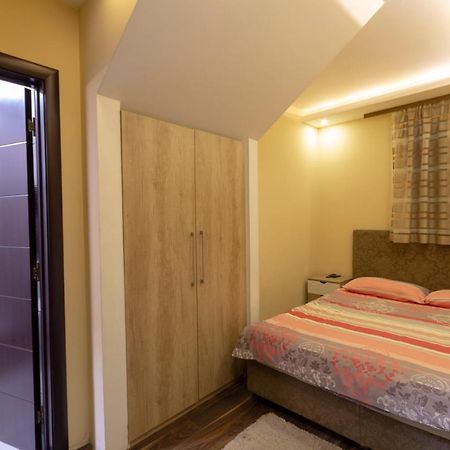 Boutique Hotel Madison Beograd Bagian luar foto