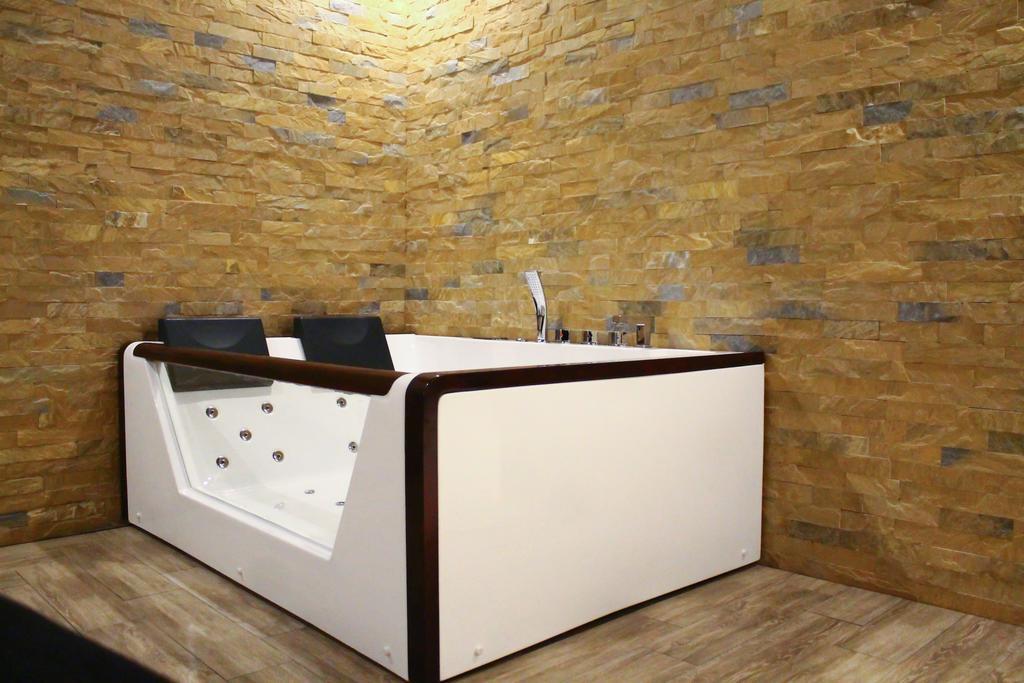Boutique Hotel Madison Beograd Bagian luar foto