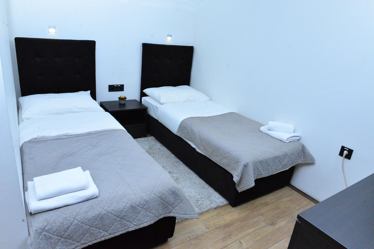 Boutique Hotel Madison Beograd Bagian luar foto